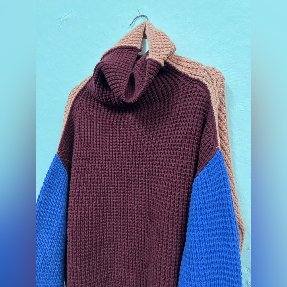 Free People color block sweater size S